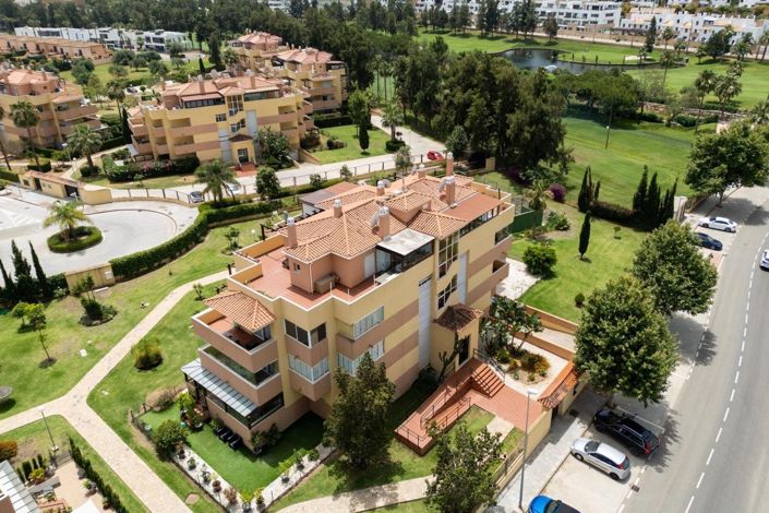 Image No.33-2 Bed Apartment for sale