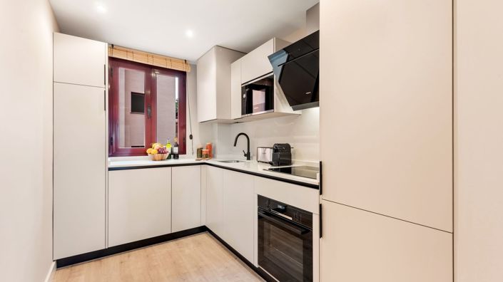 Image No.8-3 Bed Apartment for sale