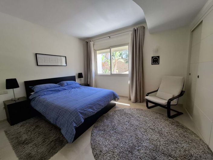 Image No.6-2 Bed Townhouse for sale