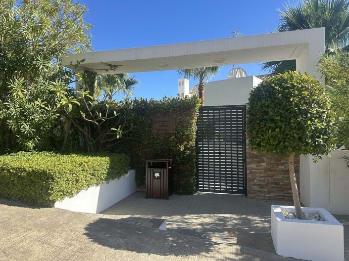 Image No.21-2 Bed Apartment for sale