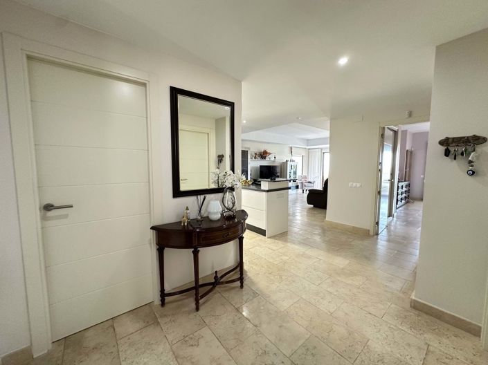 Image No.9-2 Bed Apartment for sale