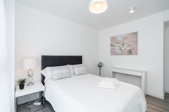 Image No.24-3 Bed Apartment for sale