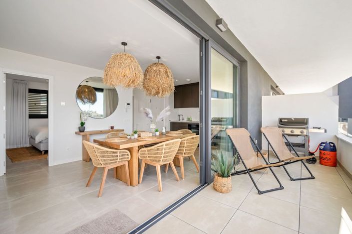 Image No.10-2 Bed Apartment for sale