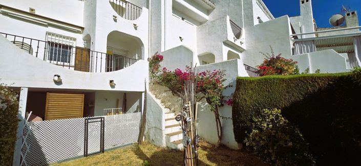 Image No.12-2 Bed Townhouse for sale