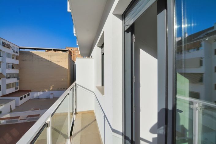 Image No.12-2 Bed Apartment for sale