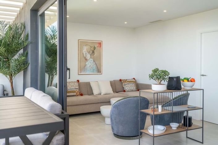 Image No.10-2 Bed Apartment for sale