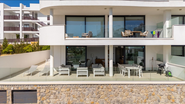 Image No.11-3 Bed Apartment for sale