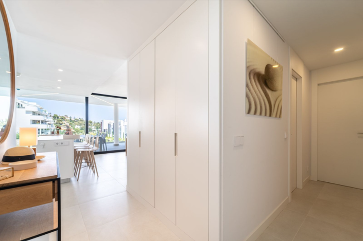 Image No.21-3 Bed Apartment for sale