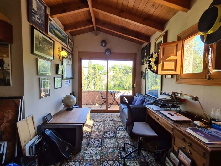 Image No.49-4 Bed Villa for sale