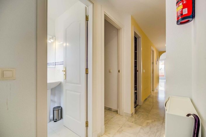 Image No.25-3 Bed Apartment for sale