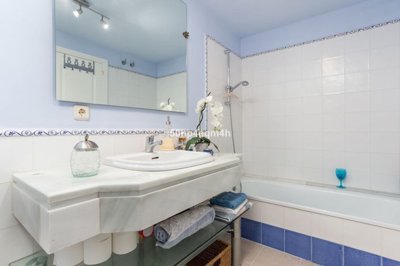 3982-715964-78d1f4f8b6655591b02d22fabb36a692d