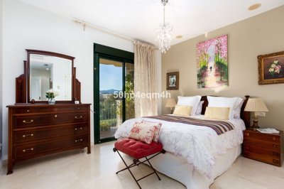 3982-715964-78d1f4f8b6655591b02d22fabb36a692d