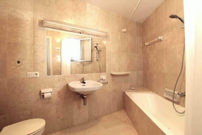 Image No.13-3 Bed Apartment for sale