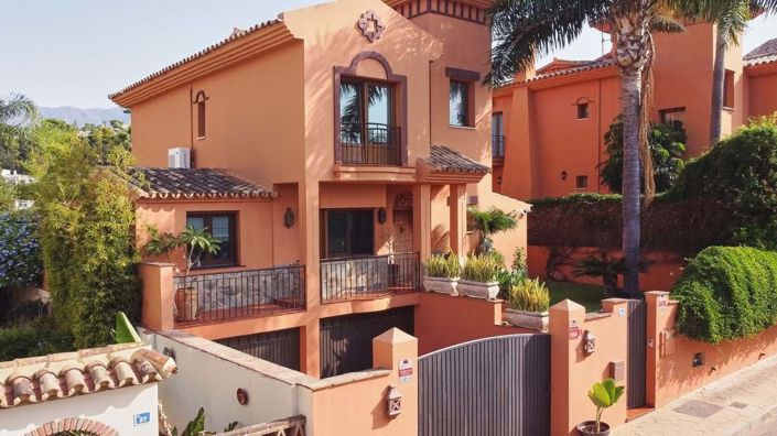 Image No.60-4 Bed Villa for sale