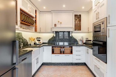 3982-666364-78d1f4f8b6655591b02d22fabb36a692d