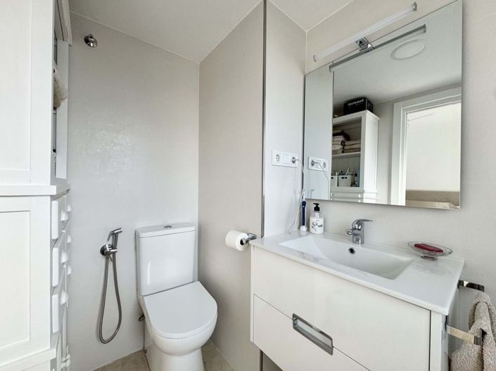 Image No.19-3 Bed Apartment for sale