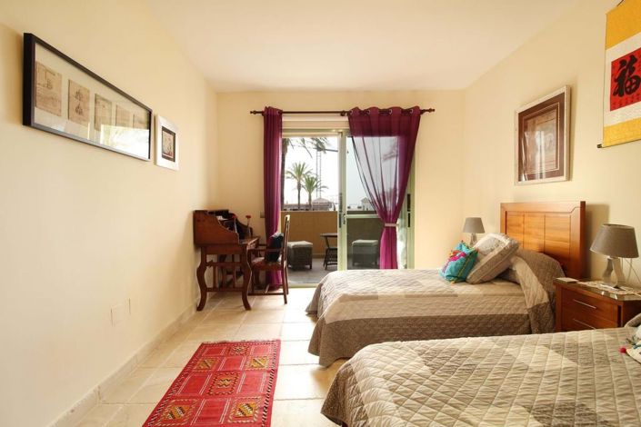 Image No.18-3 Bed Apartment for sale