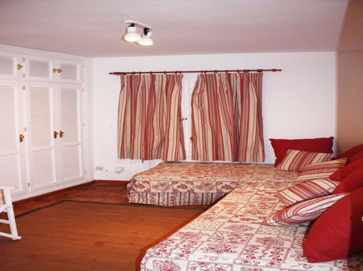 Image No.6-3 Bed Townhouse for sale