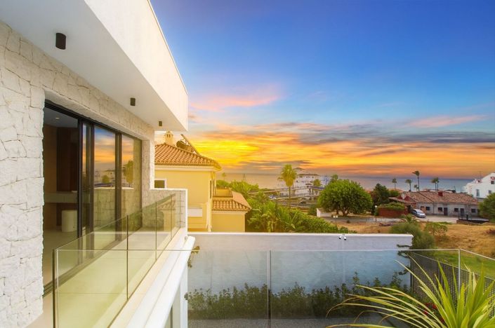 Image No.15-4 Bed Apartment for sale