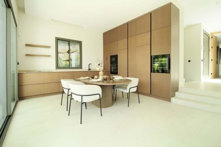 Image No.7-4 Bed Apartment for sale