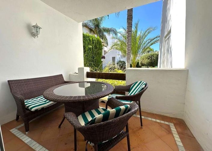 Image No.3-Appartement de 2 chambres à vendre à Estepona