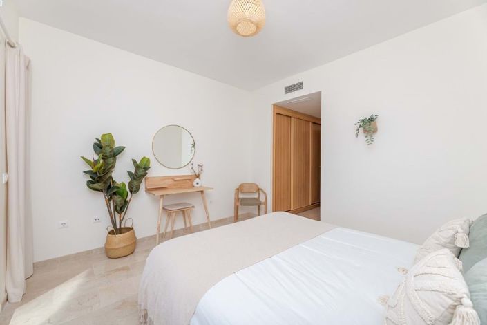 Image No.13-2 Bed Apartment for sale