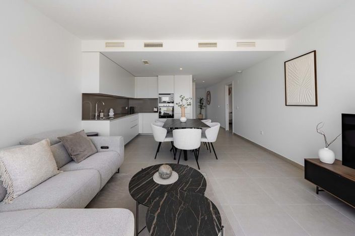 Image No.19-3 Bed Apartment for sale