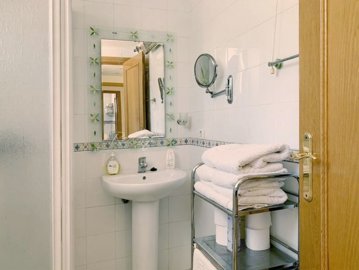 3982-719047-78d1f4f8b6655591b02d22fabb36a692d