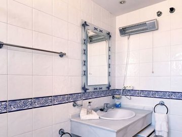 3982-719047-78d1f4f8b6655591b02d22fabb36a692d