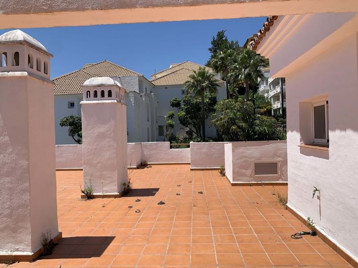 Image No.9-2 Bed Apartment for sale