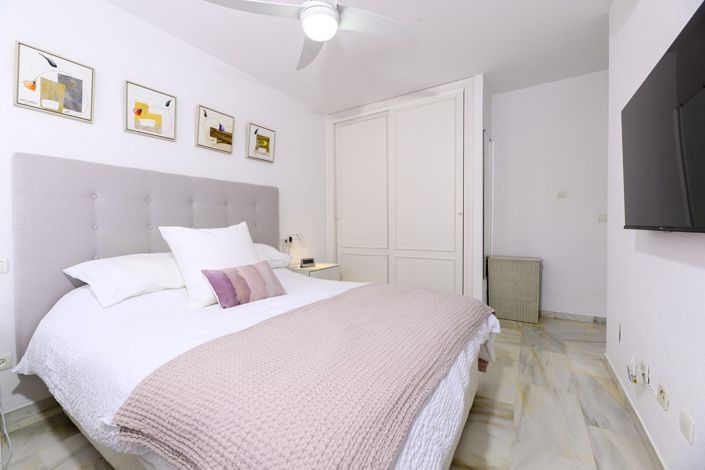 Image No.10-3 Bed Townhouse for sale