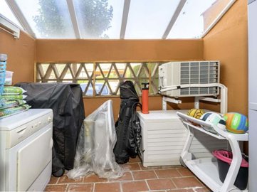 3982-720481-78d1f4f8b6655591b02d22fabb36a692d