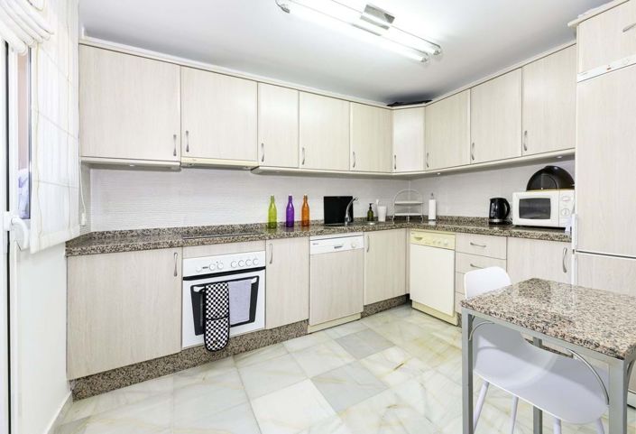 Image No.7-3 Bed Townhouse for sale