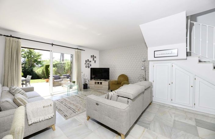 Image No.8-3 Bed Townhouse for sale