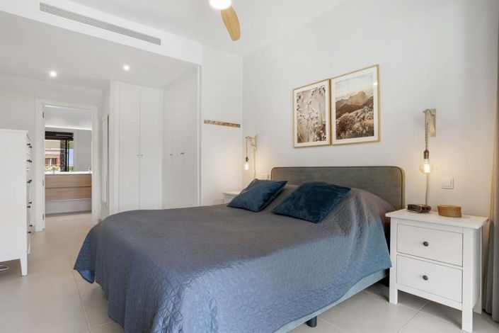 Image No.12-2 Bed Apartment for sale