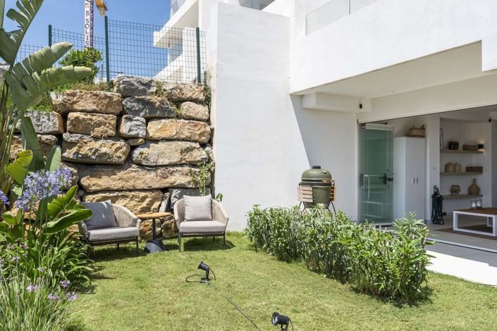 Image No.20-2 Bed Apartment for sale