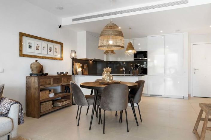 Image No.8-2 Bed Apartment for sale