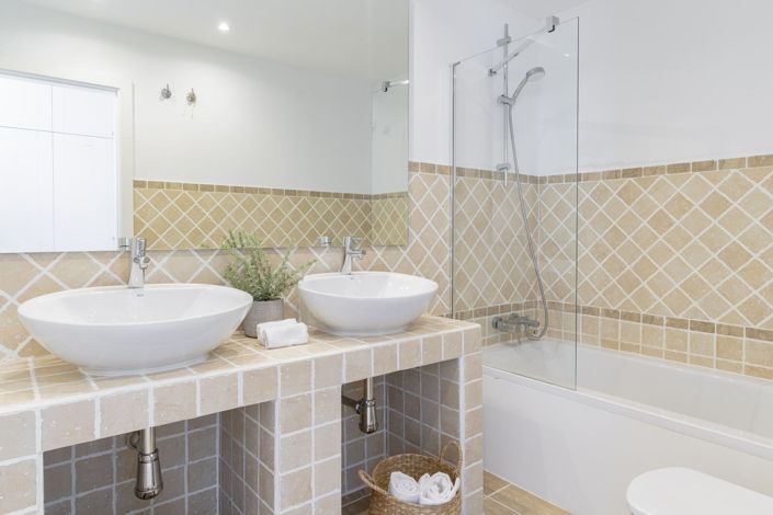 Image No.18-2 Bed Apartment for sale