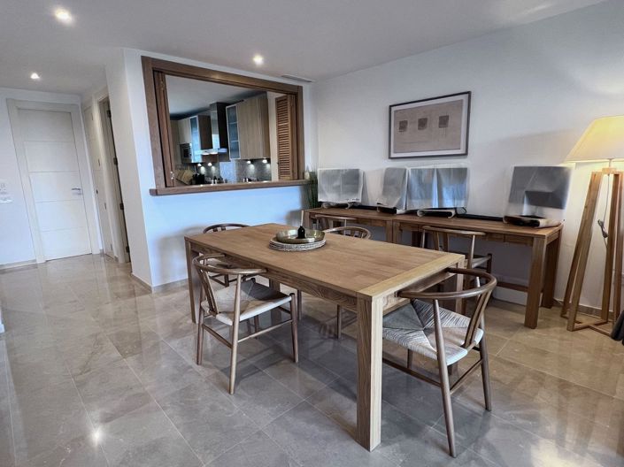 Image No.12-2 Bed Townhouse for sale