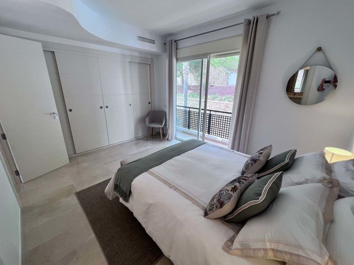 Image No.22-2 Bed Townhouse for sale