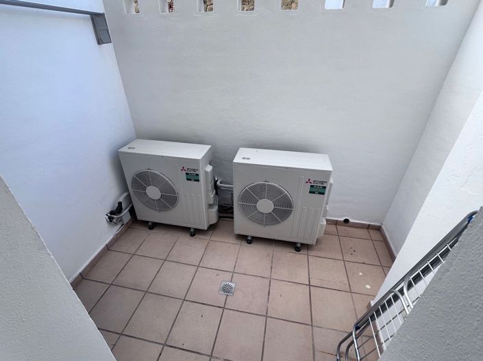 Image No.32-2 Bed Townhouse for sale