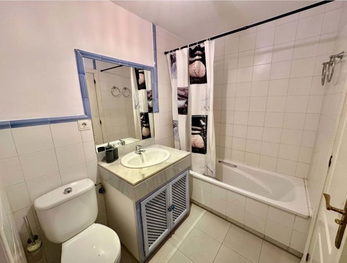 Image No.12-3 Bed Apartment for sale