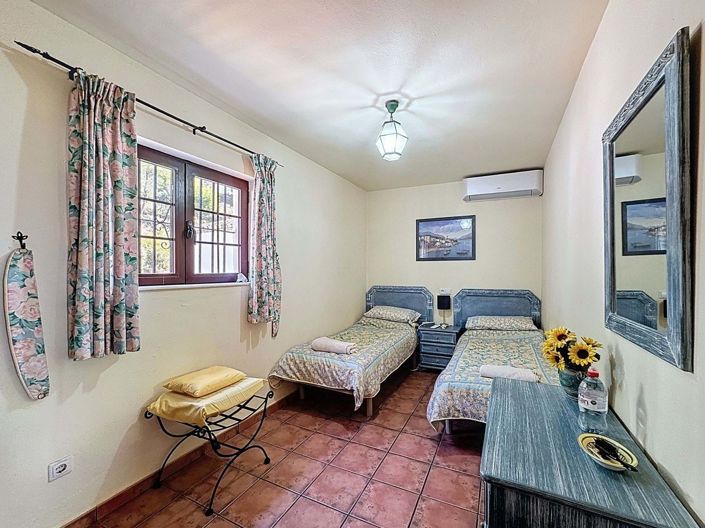 Image No.7-3 Bed Villa for sale