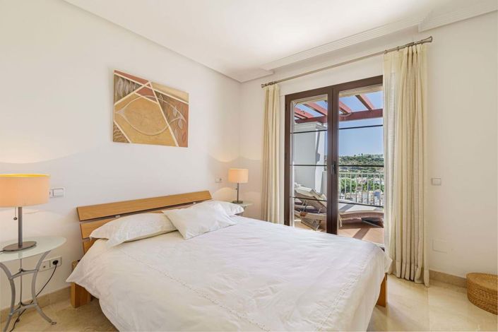 Image No.4-2 Bed Apartment for sale