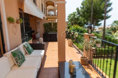 3982-728443-78d1f4f8b6655591b02d22fabb36a692d