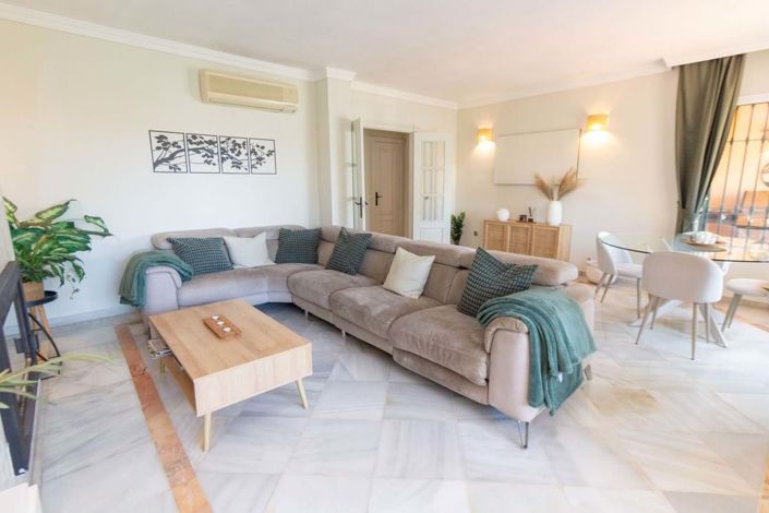 Image No.3-3 Bed Villa for sale