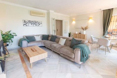 3982-728443-78d1f4f8b6655591b02d22fabb36a692d