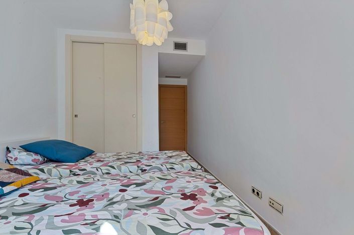 Image No.17-2 Bed Apartment for sale