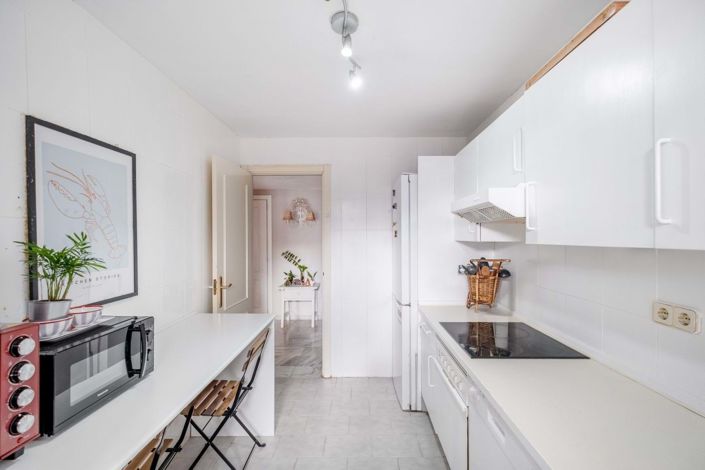 Image No.14-2 Bed Apartment for sale