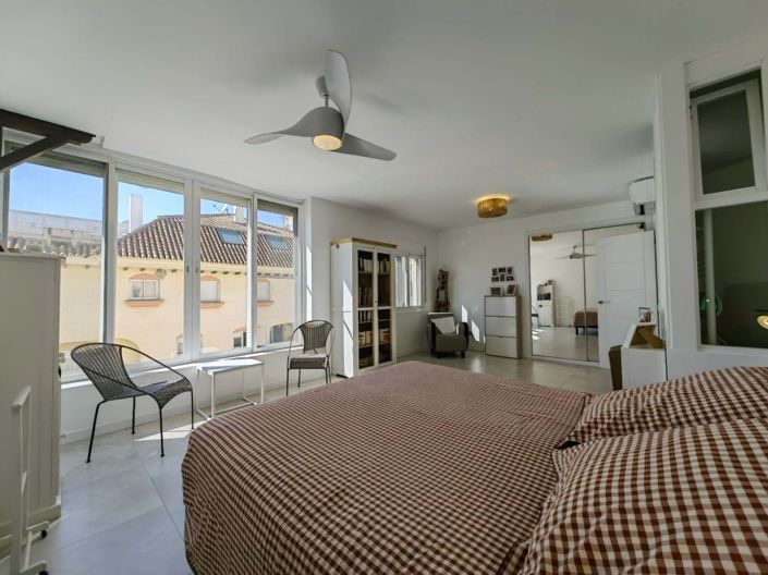 Image No.28-3 Bed Apartment for sale